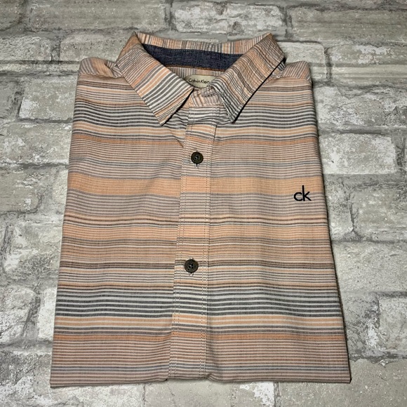 CALVIN KLEIN JEANS: Boys Short Sleeve Button Up Shirt - Picture 7 of 7